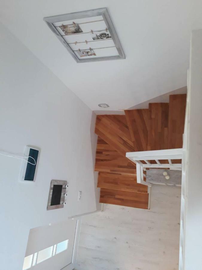 Hotel Dajven Pula Zewnętrze zdjęcie