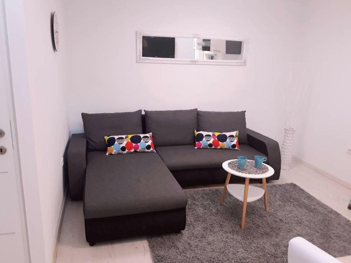 Hotel Dajven Pula Zewnętrze zdjęcie