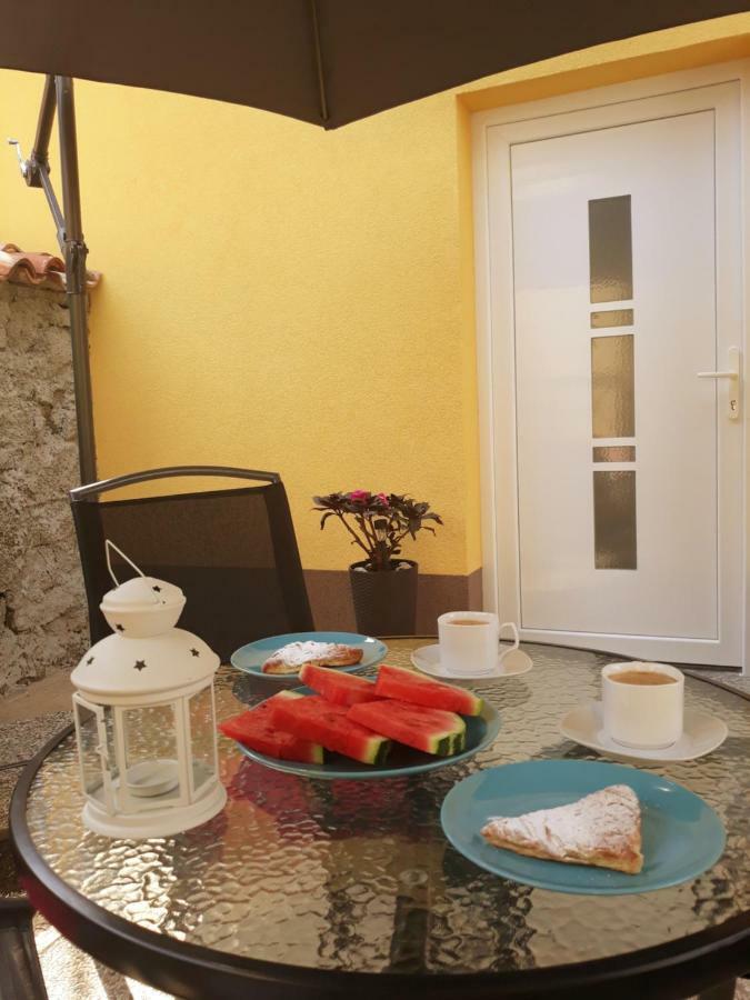Hotel Dajven Pula Zewnętrze zdjęcie